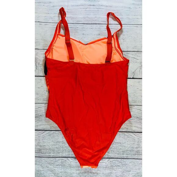 Women's One Piece Tummy Control Swimsuit- Size Large - Picture 5 of 6